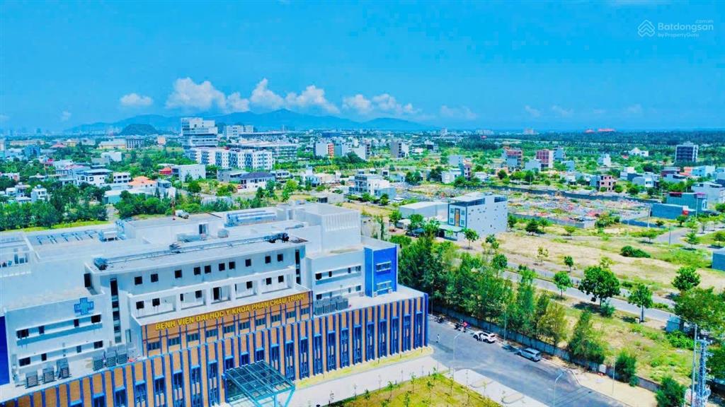 Chính chủ cắt lỗ cần bán 151m2 đối diện công viên, ngay bệnh viện và trường đại học. giá bán lỗ