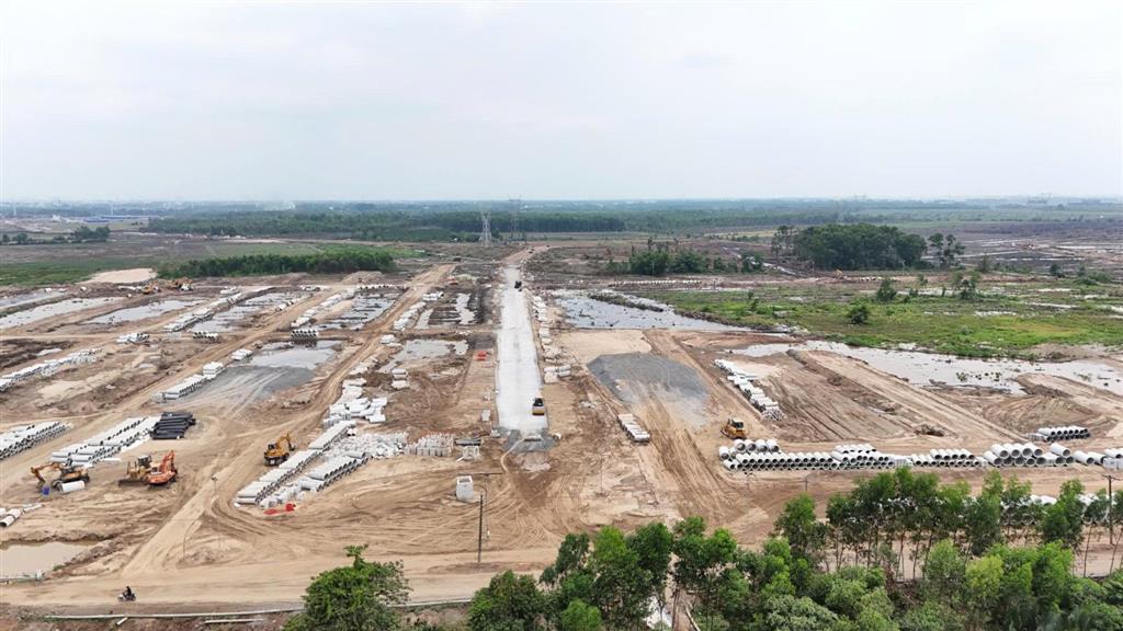 Đất thổ cư mt xuân thới sơn nằm giữa vinhomes hóc môn và depot metro an hạ 9.9 tr/m2, 0916 767 ***