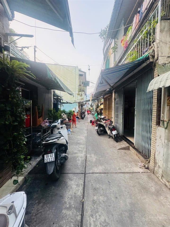 Bán nhà hẻm 4m hậu giang, 3.8 x 13m, 2 lầu, nhà đẹp!