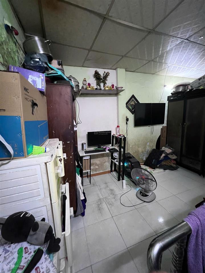 Bán nhà hẻm bà hom, 18m2, 1 lầu, shr giá nhỉnh 2 tỷ!