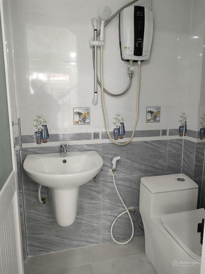 Bán nhà hẻm hồng bàng, 22m2, 1 lầu, nhà mới, giá 2,68 tỷ