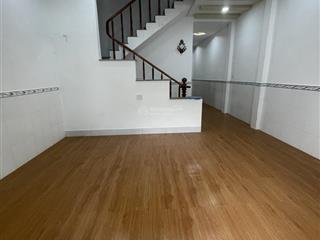 Cho thuê nhà hẻm 3m chiến lược, 5 x 14m, 1 lầu 3 phòng !