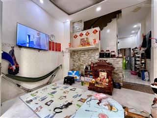 Nhà đẹp phạm văn chí, 4pn, 3 tầng btct, giá chỉ 6.18 tỷ tl