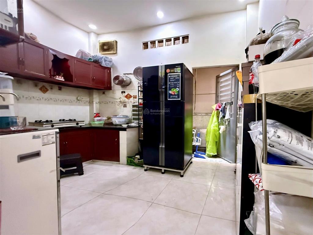 Nhà đẹp phạm văn chí, 4pn, 3 tầng btct, giá chỉ 6.18 tỷ tl