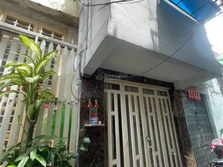 Cho thuê nhà hẻm bà hom, 4m x 12m, 1 lầu 2 phòng, giá 7.5tr