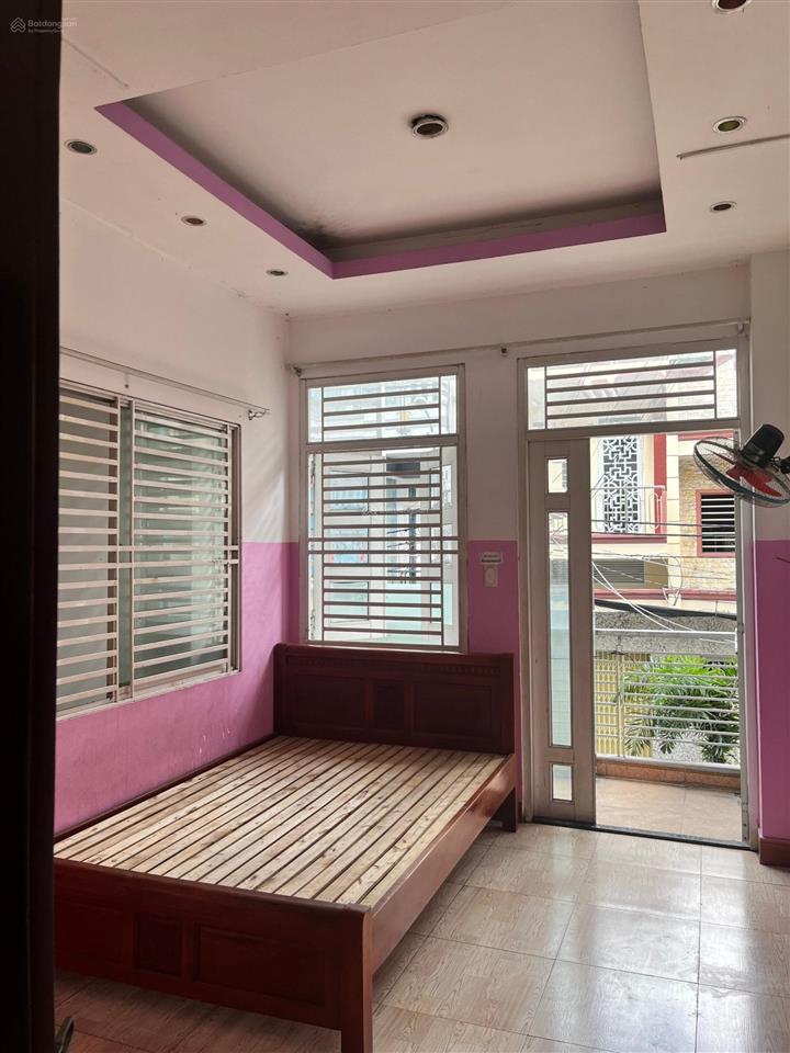 Bán nhà mt cx rada 4x11m, 2 lầu sân thượng, 4 pn, chỉ 7.9 tỷ!