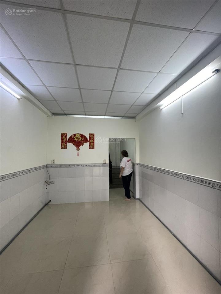 Bán nhà hẻm văn thân, 21m2, 1 lầu, shr, giá 3 tỷ