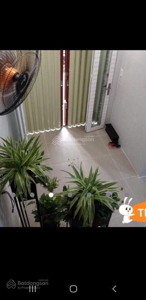 Cho thuê nhà nhỏ hồng bàng, 2 lầu, 2 phòng ngủ, 2 wc, giá chỉ 6 tr/tháng!