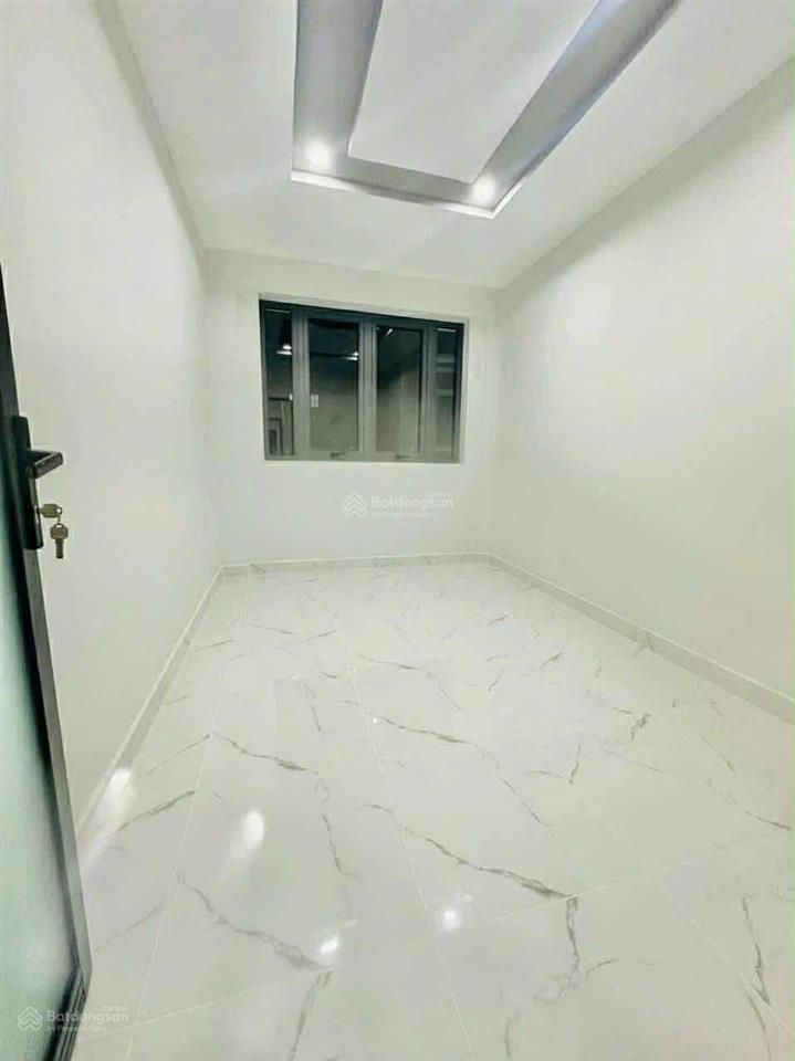 Bán nhà hxh nguyễn văn luông, 3mx11m, 1 lầu sân thượng, giá 4.6 tỷ