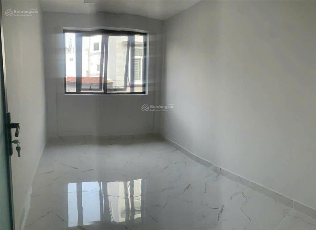Bán nhà hxh nguyễn văn luông, 3mx11m, 1 lầu sân thượng, giá 4.6 tỷ