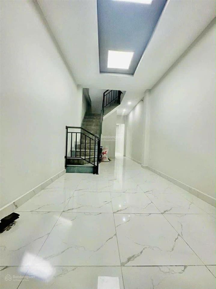 Bán nhà hxh nguyễn văn luông, 3mx11m, 1 lầu sân thượng, giá 4.6 tỷ