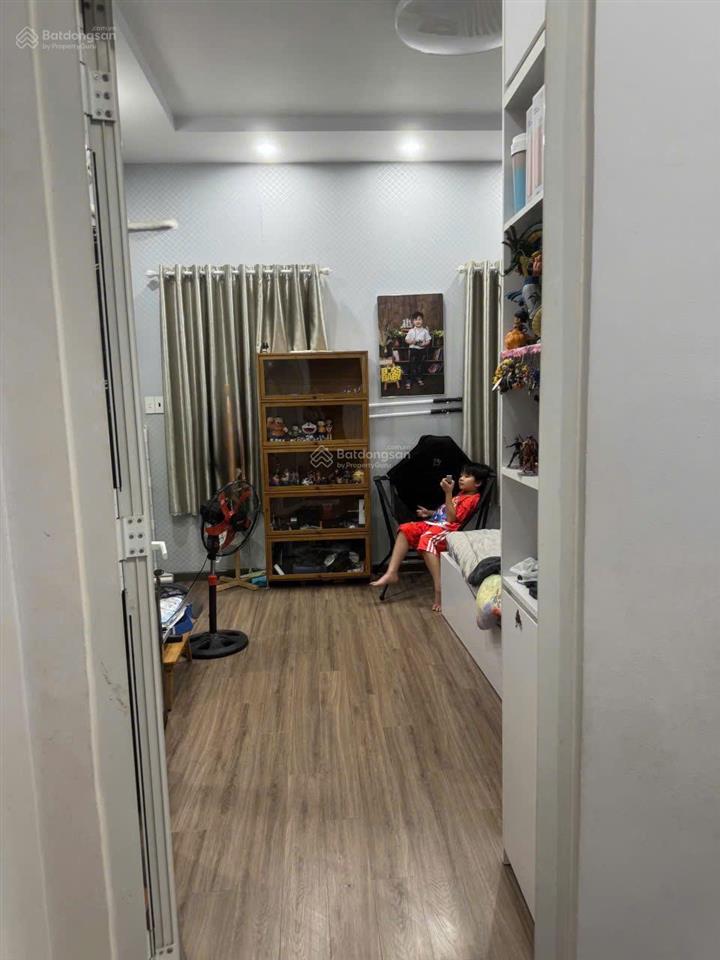 Nhà đẹp bà hom q6 btct 2 tầng, nở hậu tài lộc, chỉ 5.1 tỷ