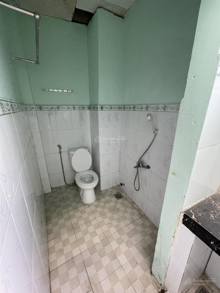 Cho thuê nhà nguyên căn hẻm xe hơi 80m2, 2 lầu, 8 phòng tiện làm chdv