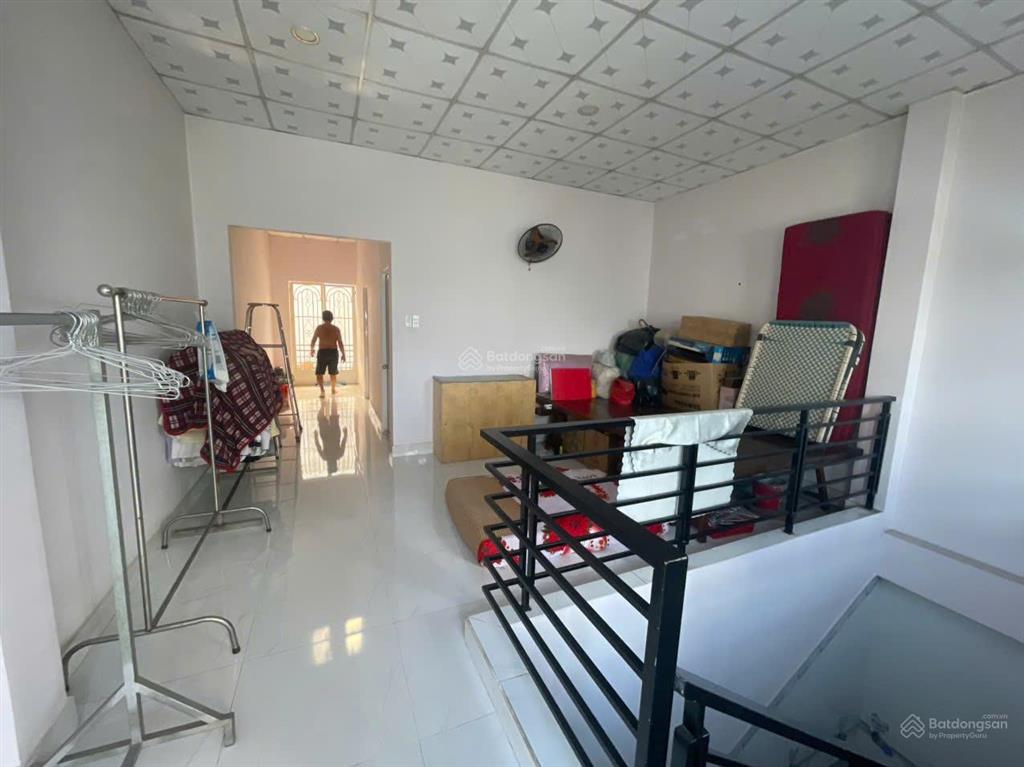 Bán nhà hẻm lê tấn bê, 5m x 16m, 1 lầu, 3 pn, giá 4.9 tỷ!