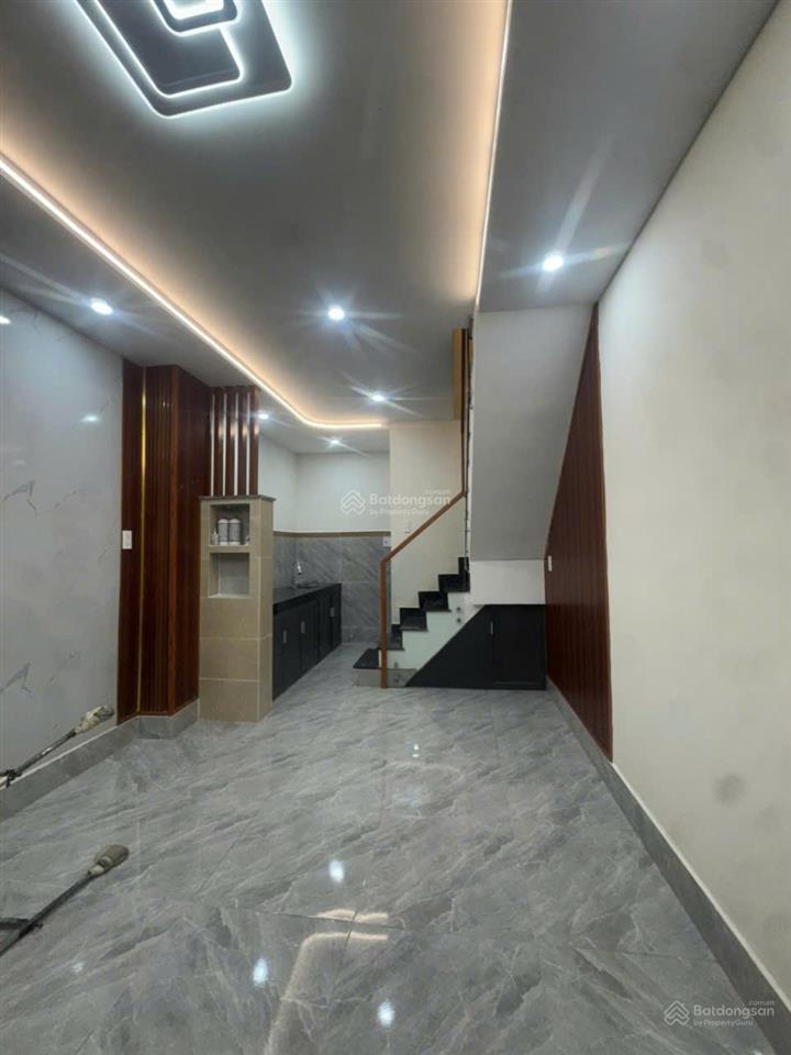 Bán nhà mới hẻm 3m hậu giang, 1 lầu 2 pn, giá 3.95 tỷ!