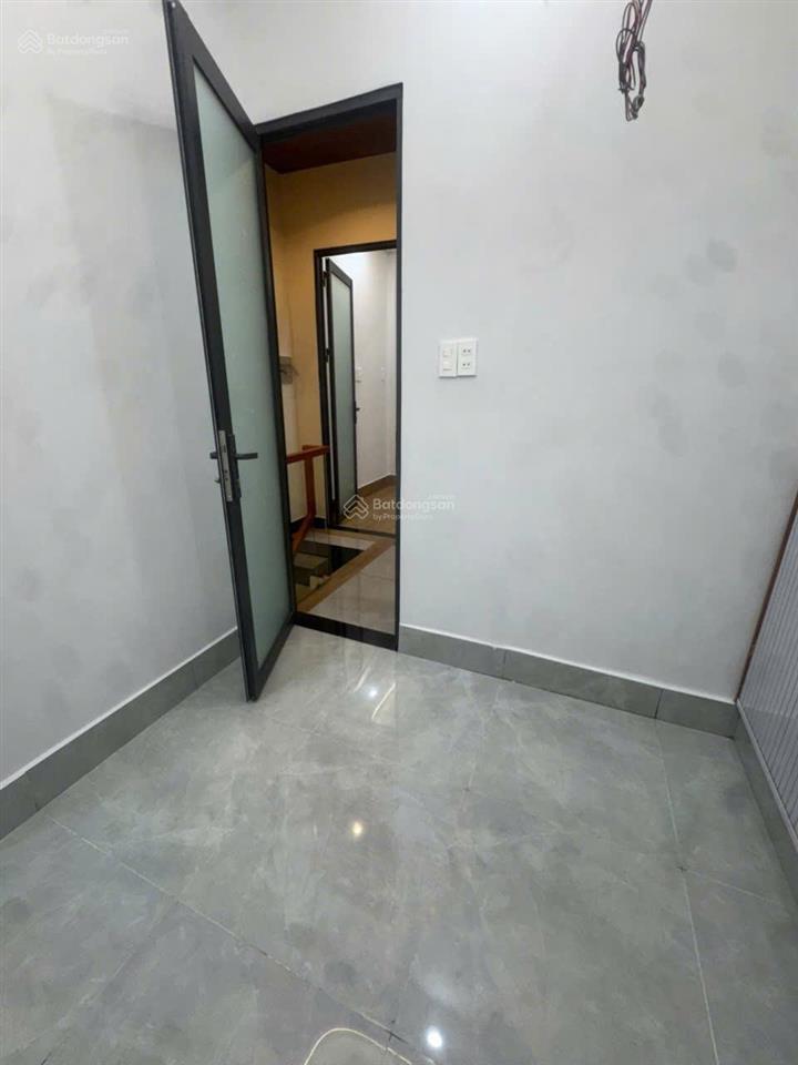 Bán nhà mới hẻm 3m hậu giang, 1 lầu 2 pn, giá 3.95 tỷ!