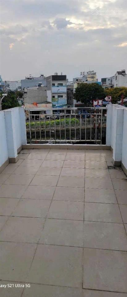 Cho thuê nhà mt lò gốm, 50m2, 3 tấm, nhà mới, giá thuê chỉ 9 triệu!