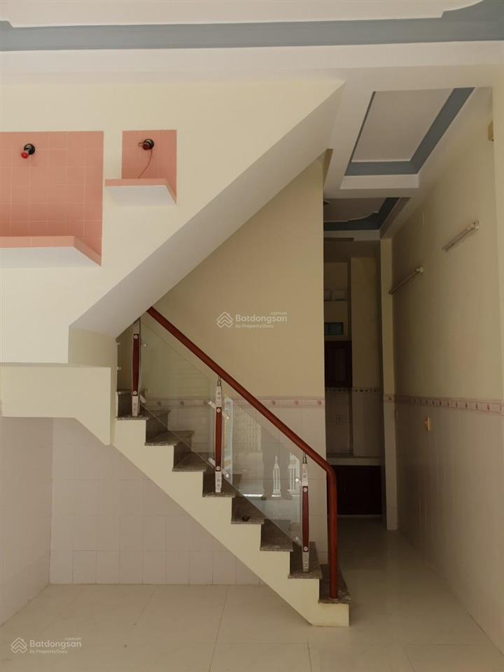 Bán nhà hxh tỉnh lộ 10, 3.6m x 9.4m, 3 tấm, giá 4.75 tỷ!