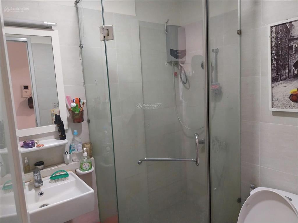 Cho thuê căn góc 2pn 2wc 68m2 full nội thất xịn ở cc flora fuji, phước long b, thủ đức, giá 9tr/th