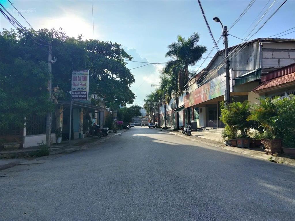 Duy nhất lô 5mx20m cần bán ở tiểukhu6, thịtrấn còng,sát siêu thị a&s mart,giá rẻ 1,59tỷ, 0978 188 ***