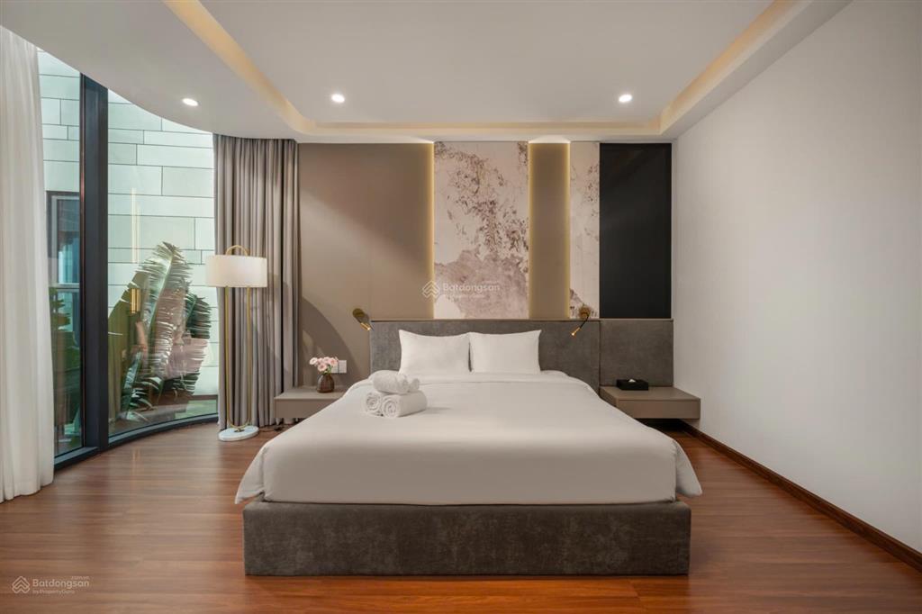 Cho thuê biệt thự 3 tầng regal victoria biển nam đà nẵng đối diện sân golf brg có hồ bơi giá tốt