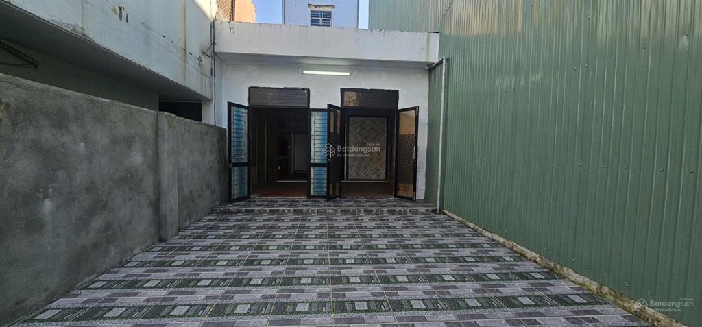 Bán đất tặng nhà đường thế lữ, trung tâm sơn trà, đà nẵng giá tốt thị trường phù hợp làm căn hộ