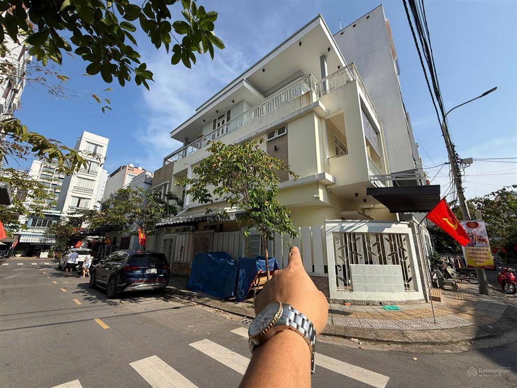 Bán nhà 3 tầng 5pn góc 2 mặt tiền sương nguyệt ánh  an cư 2 gần biển mỹ khê sầm uất