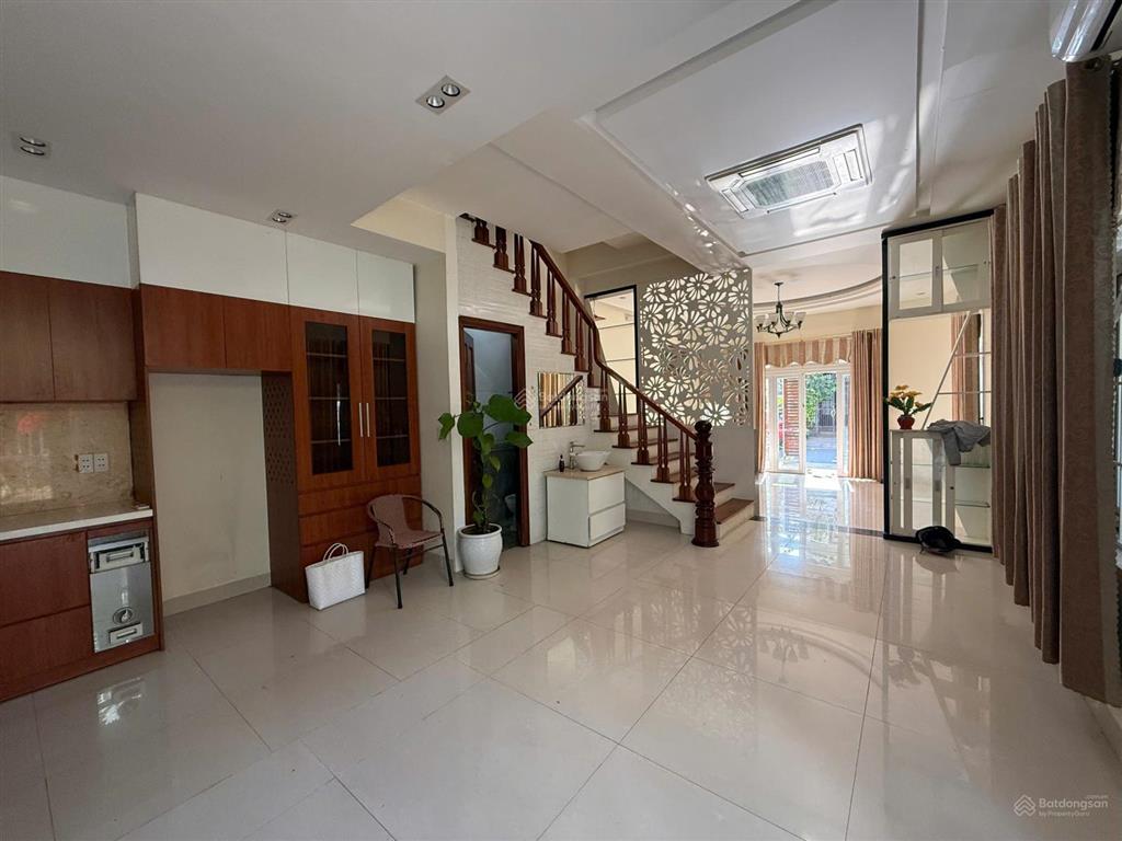 Bán nhà 3 tầng 5pn góc 2 mặt tiền sương nguyệt ánh  an cư 2 gần biển mỹ khê sầm uất