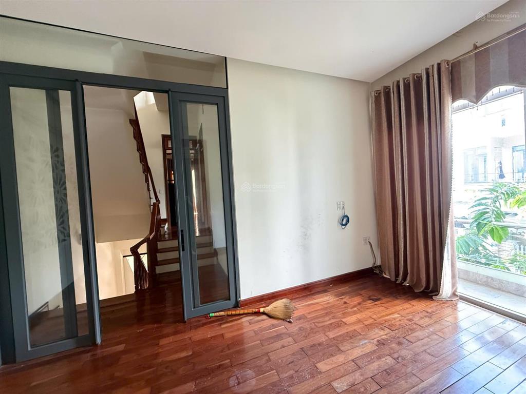 Bán nhà 3 tầng 5pn góc 2 mặt tiền sương nguyệt ánh  an cư 2 gần biển mỹ khê sầm uất