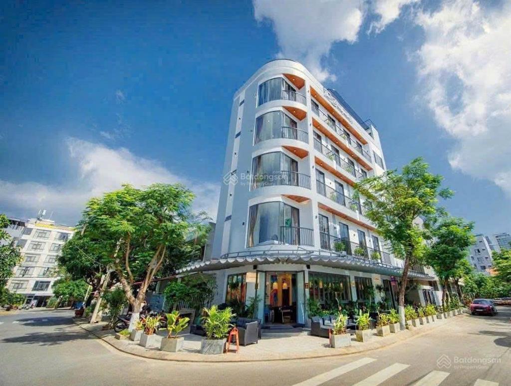 Siêu phẩm tòa căn hộ hai mặt tiền 20 phòng dòng tiền 250 triệu/tháng trung tâm biển mỹ khê, đà nẵng
