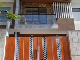 Bán nhà 3 mặt tiền đường phạm huy thông ngay marina complex 3 tầng đẹp vip bên sông hàn giá đầu tư