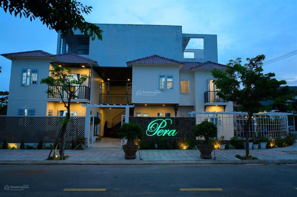 Cho thuê villa 4pn + 2 sofa bed đường anh đức kđt đầm sen hòa xuân