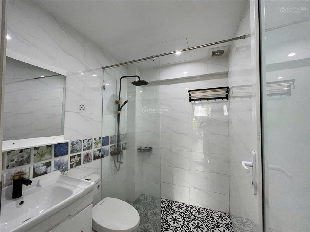 Bán toà căn hộ 6 tầng đường hoàng bích sơn trung tâm biển mỹ khê có 11 phòng doanh thu tốt
