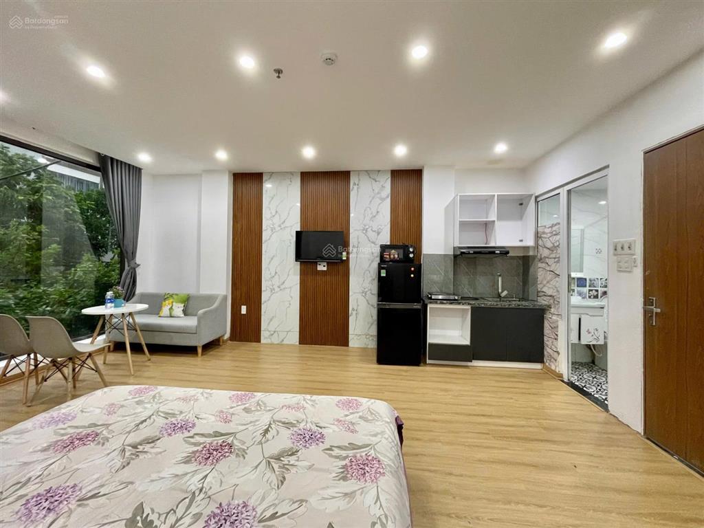 Bán toà căn hộ 6 tầng đường hoàng bích sơn trung tâm biển mỹ khê có 11 phòng doanh thu tốt