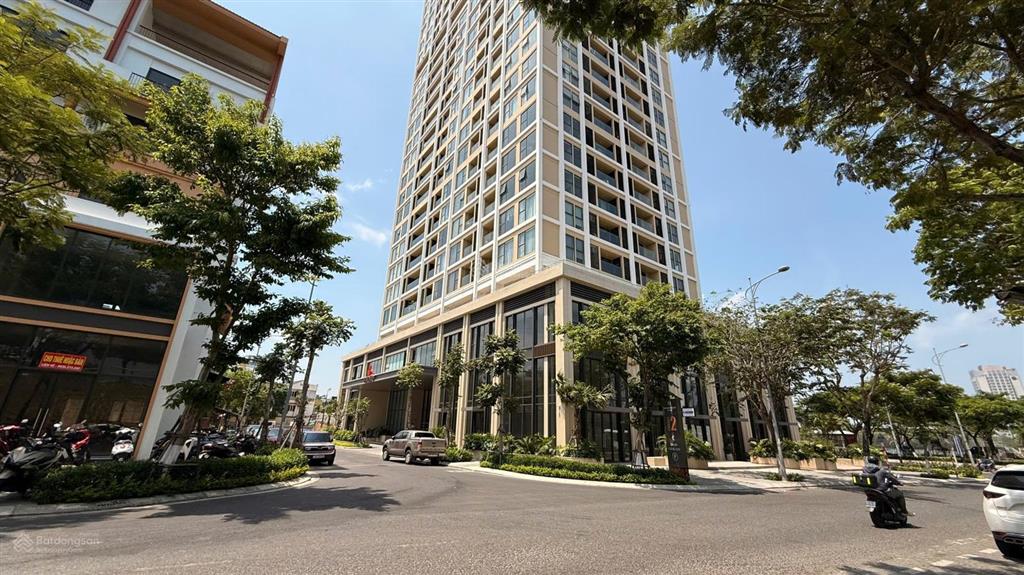 Bán shophouse 5 tầng căn góc 2 mặt tiền đường phạm hữu kính  trần thị lý đối diện tòa sun panoma2