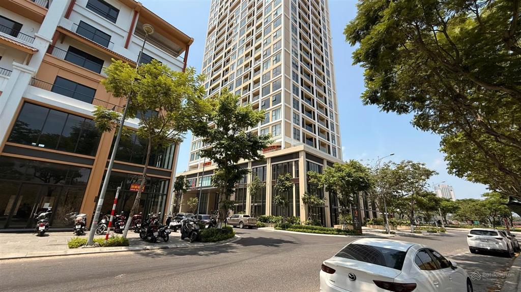 Bán shophouse 5 tầng căn góc 2 mặt tiền đường phạm hữu kính  trần thị lý đối diện tòa sun panoma2