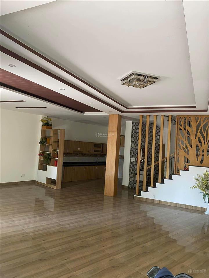 Bán nhà 3 tầng đường yên khê 2 trung tâm thanh khê view kênh sinh thái mát mẻ ra biển 500m