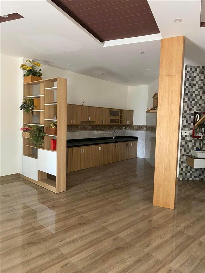 Bán nhà 3 tầng đường yên khê 2 trung tâm thanh khê view kênh sinh thái mát mẻ ra biển 500m