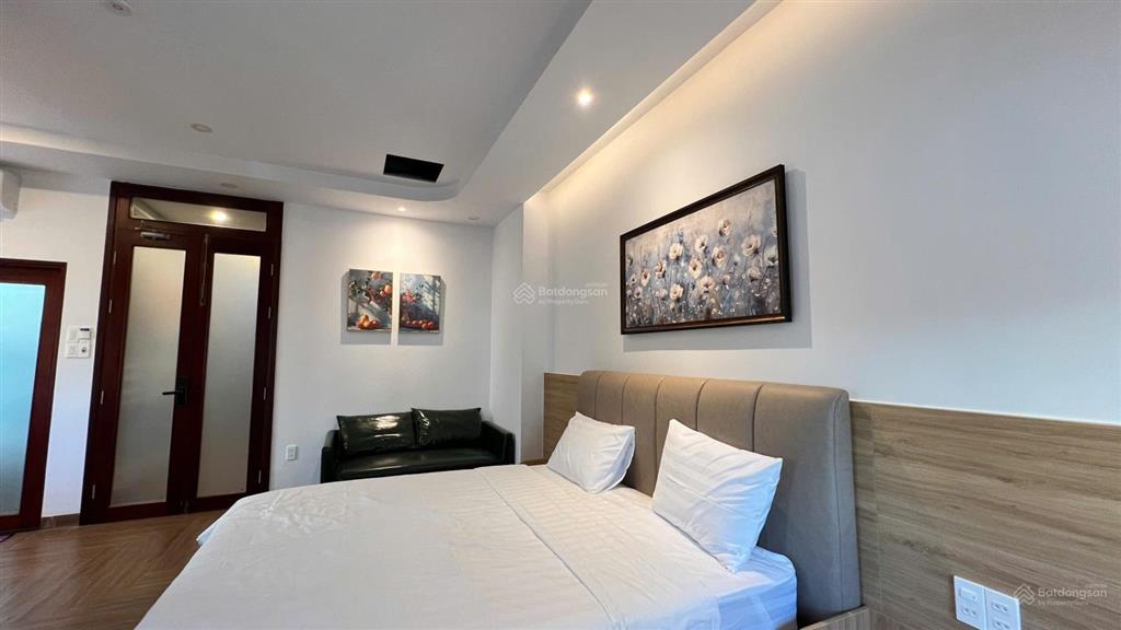 Cho thuê nhà 4 tầng đường hòa sơn 10 trung tâm hải châu đà nẵng 4pn full nội thất cao cấp