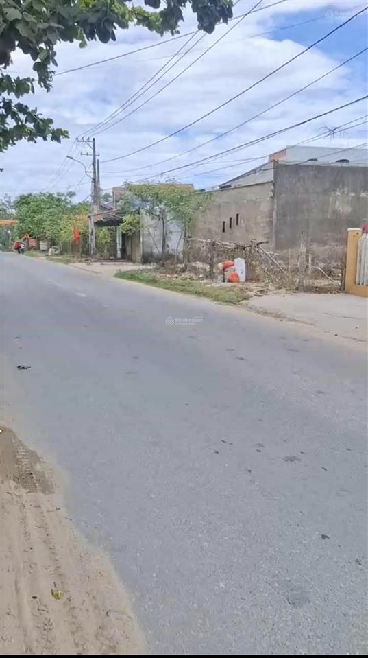 Bán lô đất 240m2 đường an dương vương trung tâm di chuyển đà nẵng  hội an giá đầu tư chỉ 20tr/m2