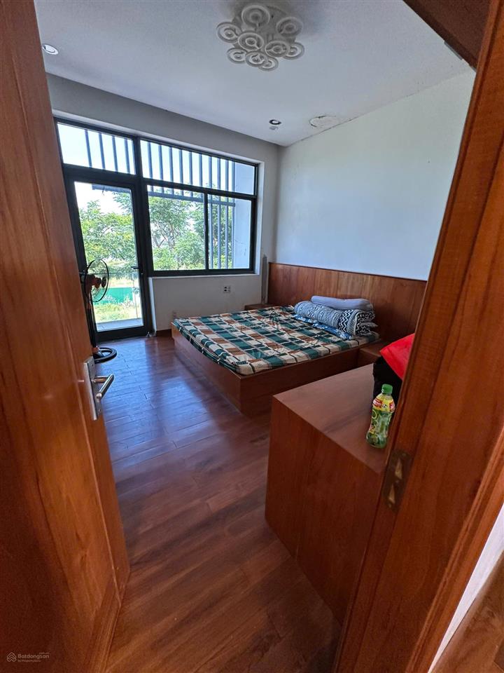 Cho thuê nhà hai mặt tiền 3 tầng đường lê văn duyệt giao lý nhật quang, đà nẵng, view sông hàn đẹp