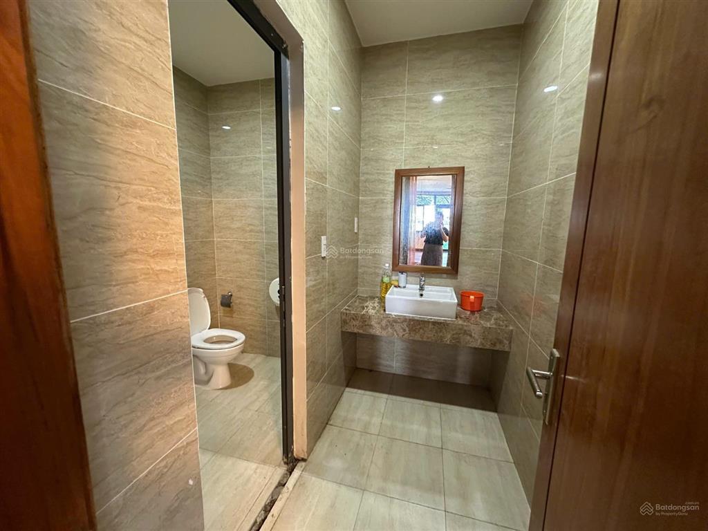 Cho thuê nhà hai mặt tiền 3 tầng đường lê văn duyệt giao lý nhật quang, đà nẵng, view sông hàn đẹp