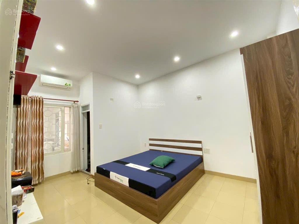 Bán nhà 3 tầng đường thế lữ sát vương thừa vũ, vị trí trung tâm sơn trà, ra biển 900m