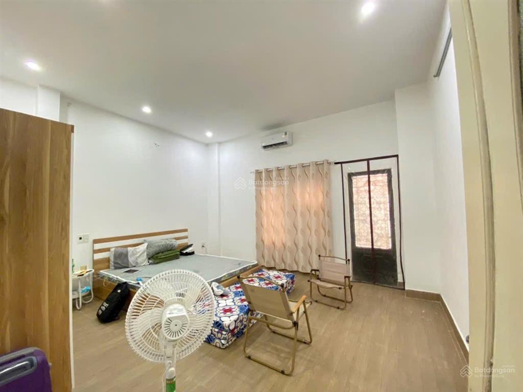 Bán nhà 3 tầng đường thế lữ sát vương thừa vũ, vị trí trung tâm sơn trà, ra biển 900m
