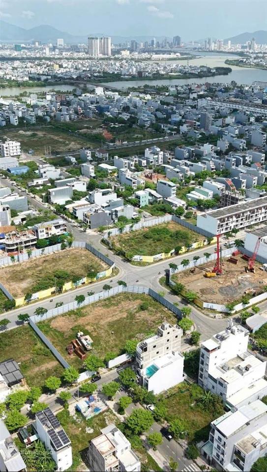Bán nhà 3 tầng 2 mt đường hói kiểng 12 cạnh dự án chung cư sun group vị trí chiến lược kinh doanh