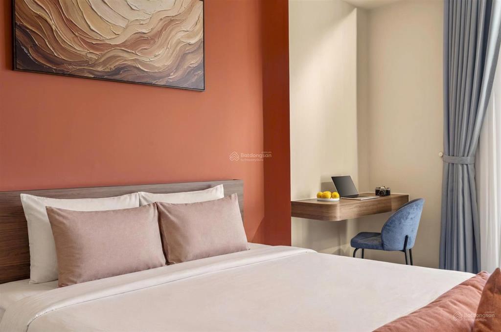 Bán khách sạn 7 tầng đường phạm thiều trung tâm biển mỹ khê đà nẵng dòng tiền 280 triệu