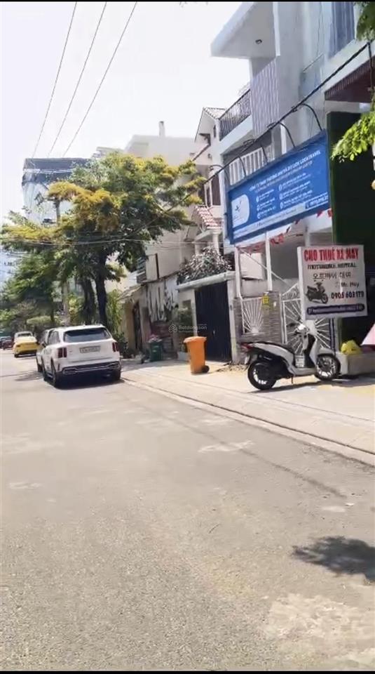 Bán nhà 3 tầng đường nguyễn xuân khoát trung tâm phố hàn sầm uất gần biển giá đầu tư