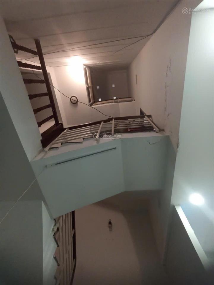 Bán nhà 3 tầng đường đỗ huy uyển đối diện vincom cách biển mỹ khê 800m trung tâm sơn trà đà nẵng