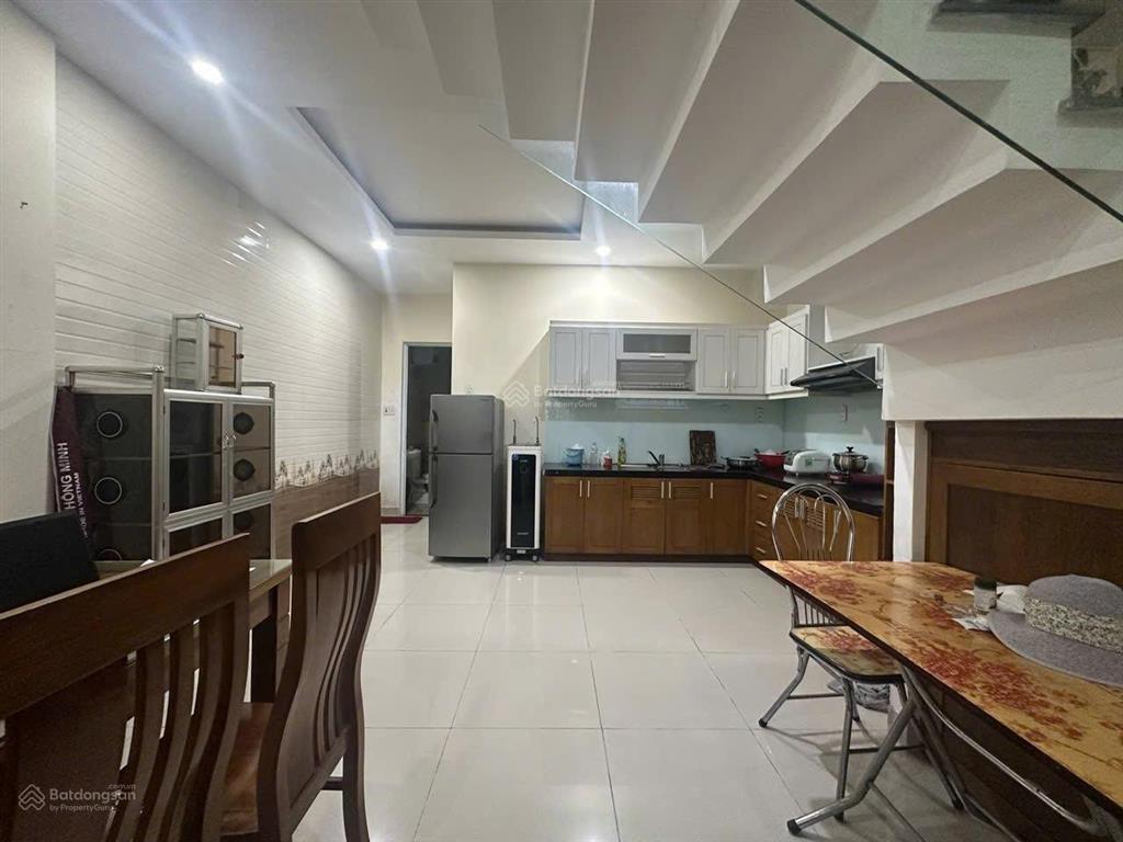 Bán nhà 2 tầng k221 nguyễn văn thoại cách biển 300m cho thuê 20tr/tháng