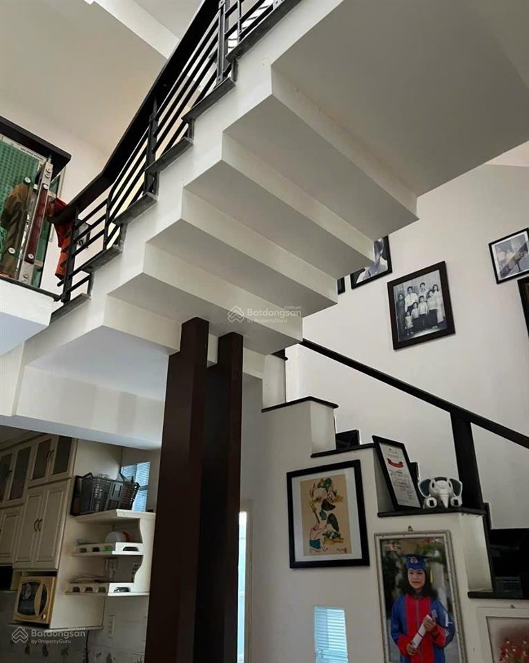 Bán nhà 3 tầng đường đỗ huy uyển trung tâm sơn trà hướng đông khu dân cư vip giá rẻ đầu tư
